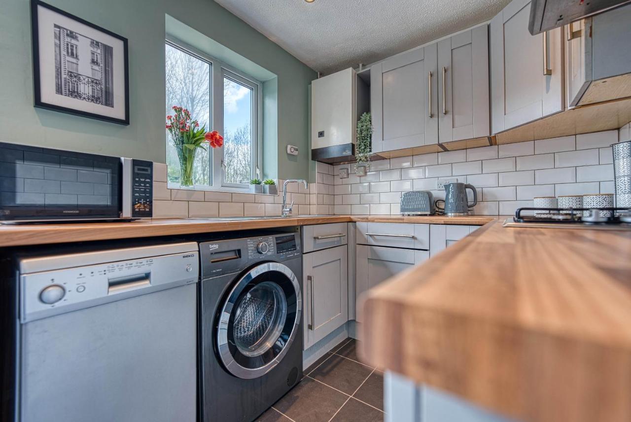 Capri 13 Sa - Contemporary 2 Bedroom House In Loughborough With Free Parking, Close To Loughborough University & M1 Motorway Eksteriør billede