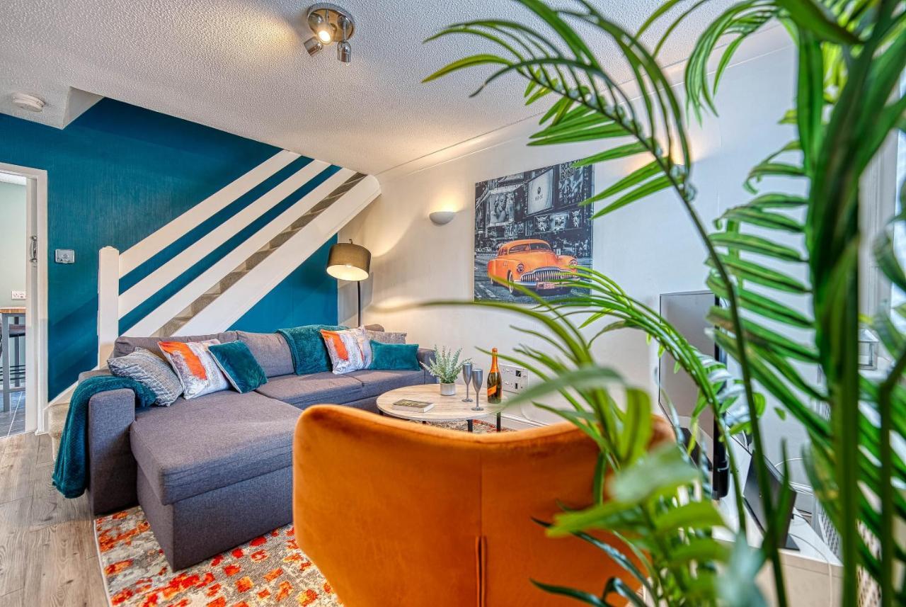 Capri 13 Sa - Contemporary 2 Bedroom House In Loughborough With Free Parking, Close To Loughborough University & M1 Motorway Eksteriør billede