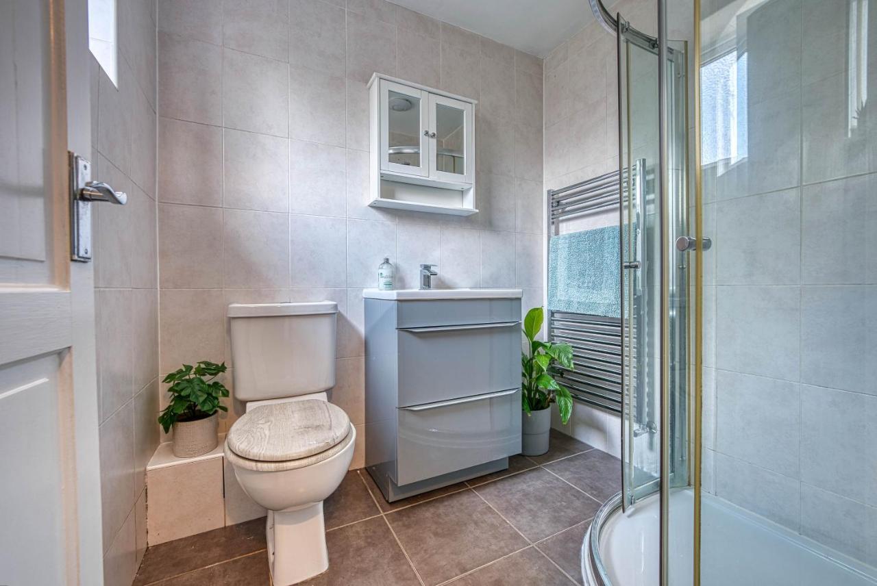 Capri 13 Sa - Contemporary 2 Bedroom House In Loughborough With Free Parking, Close To Loughborough University & M1 Motorway Eksteriør billede